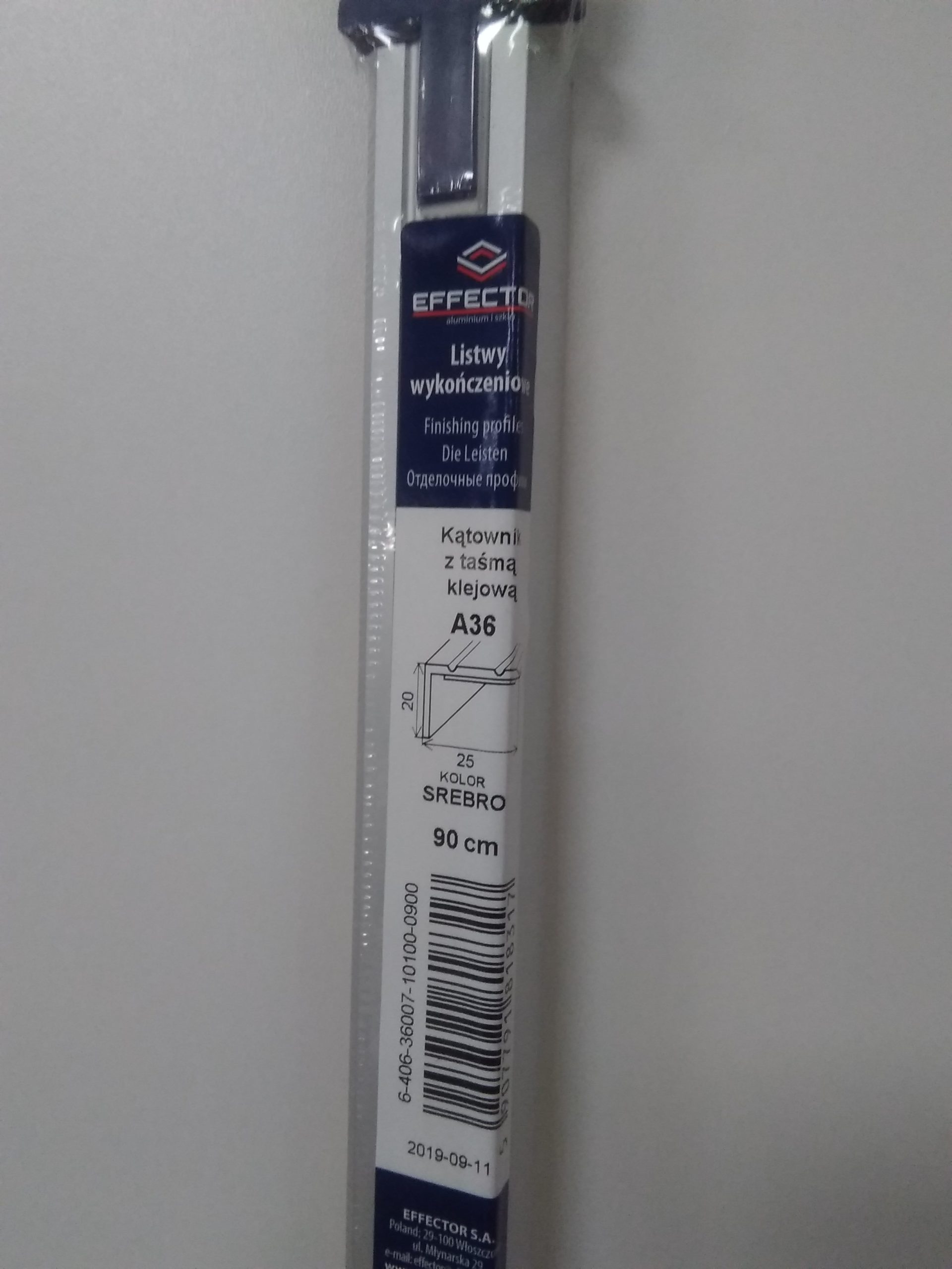 Profil schodový A36 Striebro samolepiaci 0.9m