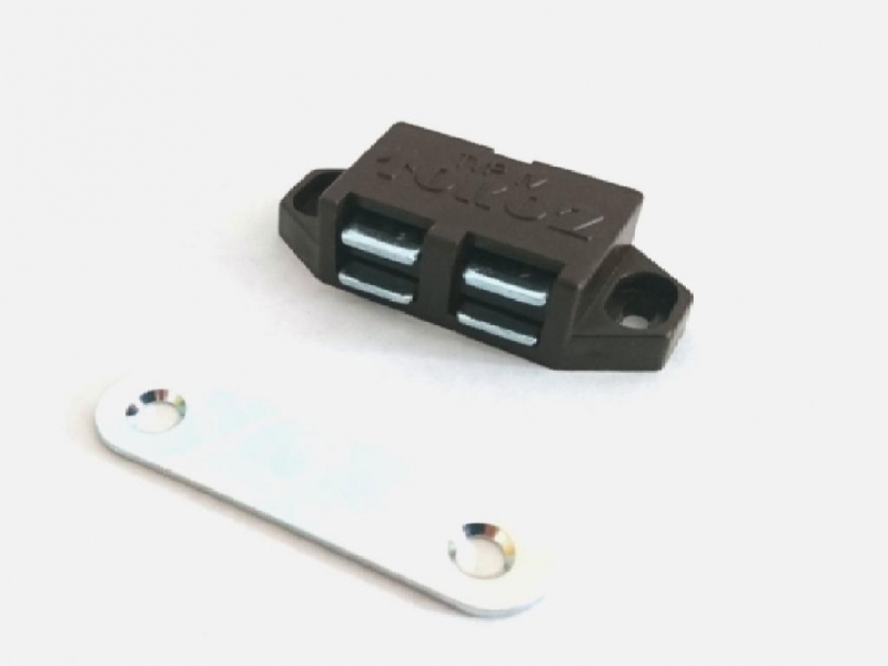 Sklapka magnetická MC03A HNEDÁ