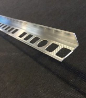 Lišta ukončovacia hranatá 10mm Al elox strieborný 2.5m